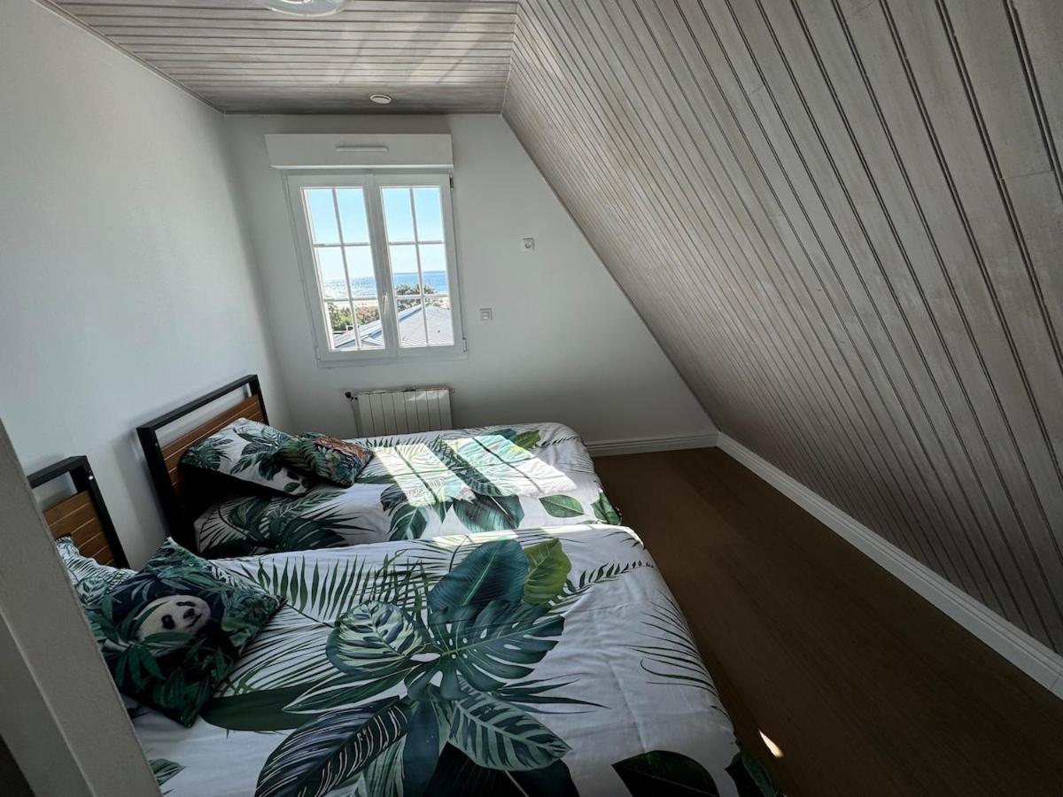 Pors Ar Vag Villa Plomodiern Buitenkant foto