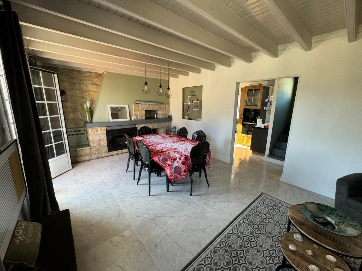 Pors Ar Vag Villa Plomodiern Buitenkant foto